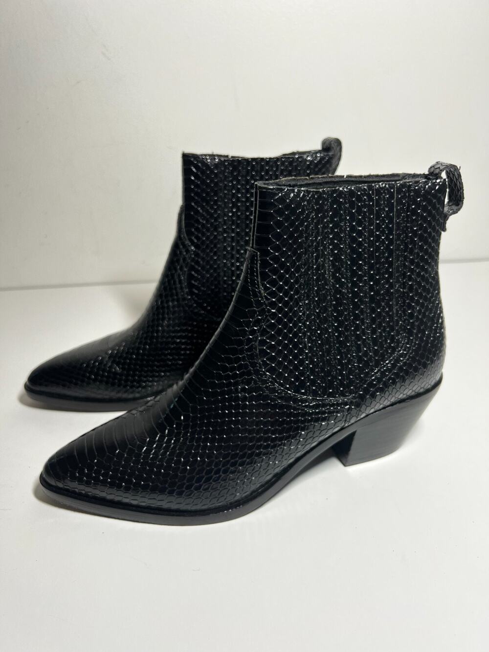 Ash Black Leather Snake Floyd Bis Pointed Toe Boot Size 38 EU 7.5-8 US 2" Heel